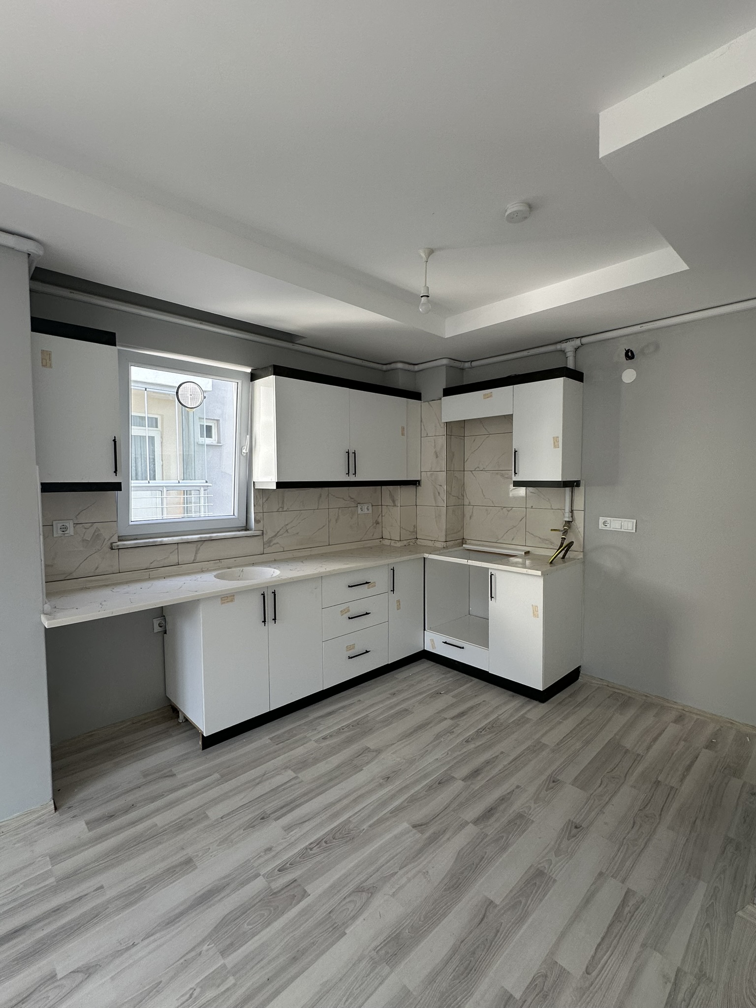 AKSU MAHALLESİ KİRALIK DAİRE